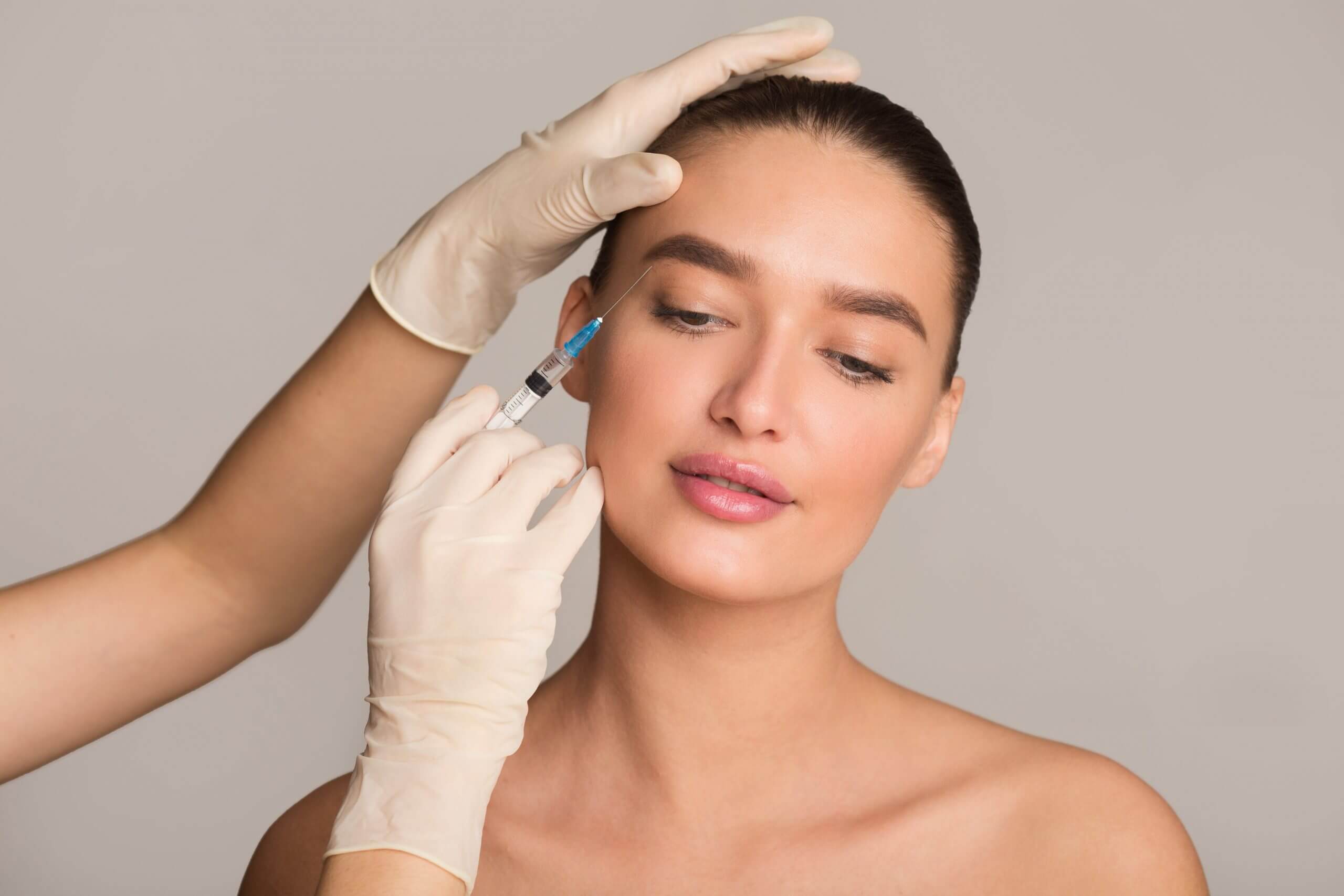 Full-Face Microtoxin Therapy или классический ботулотоксин — что выбрать для максимально естественного результата